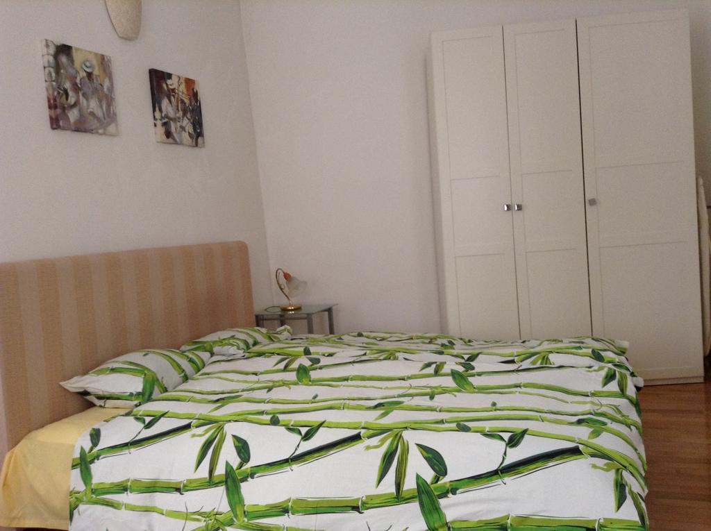 Apartament Cheap And Chic Ryga Pokój zdjęcie